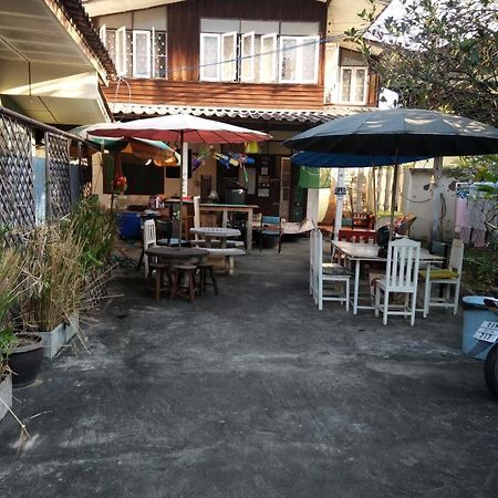 Samlanjed Guesthouse Chiang Mai Exterior foto